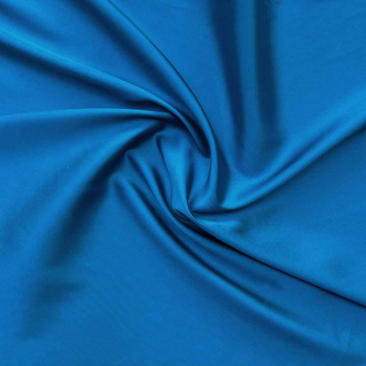 Nicola Gown