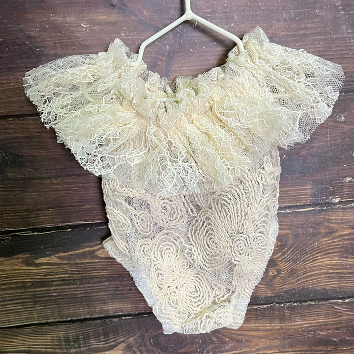 Lace Cloud Pattern Off-Shoulder Newborn Romper