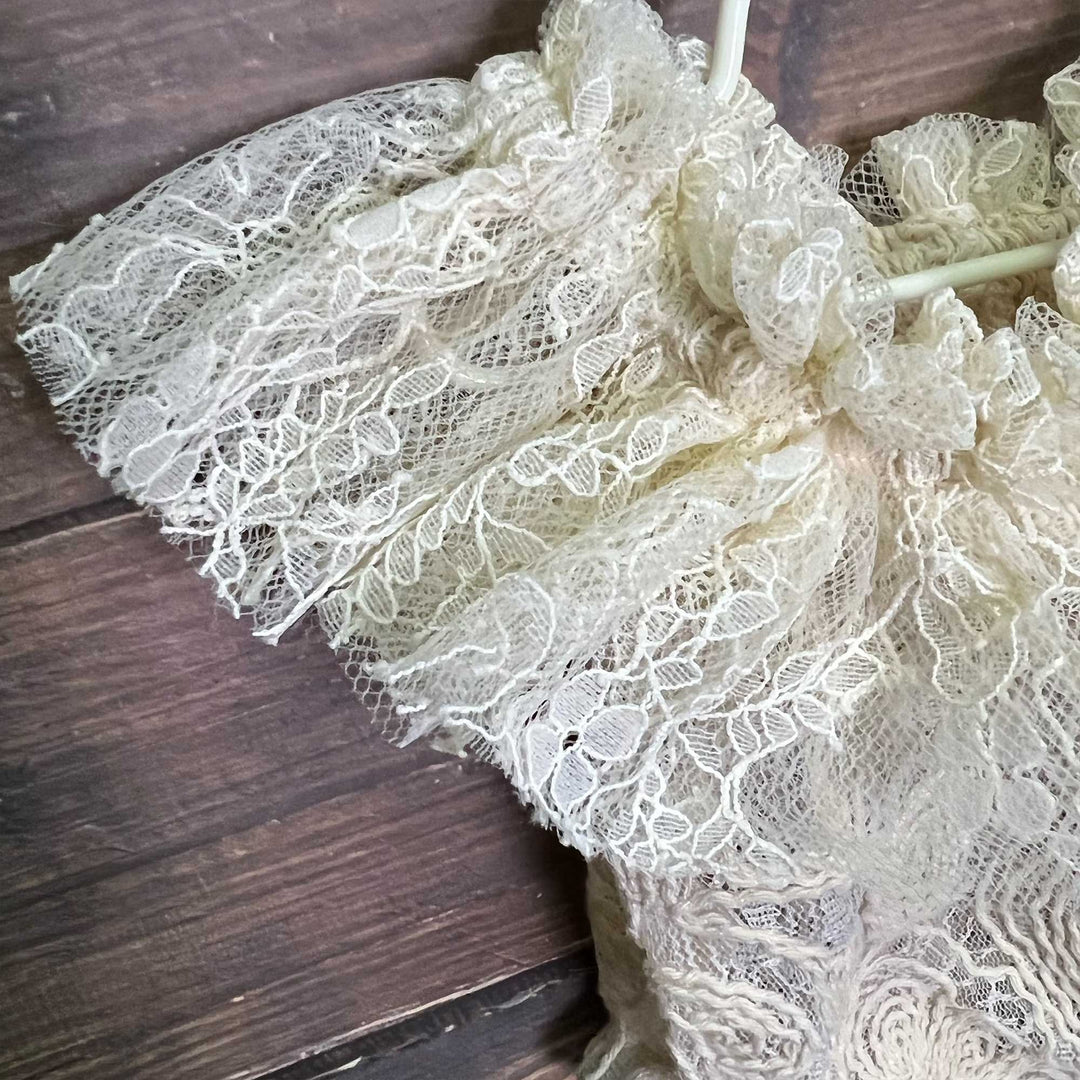 Lace Cloud Pattern Off-Shoulder Newborn Romper