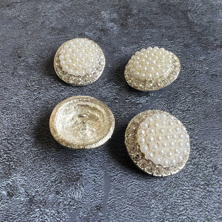 Small Pearl Round Buttons