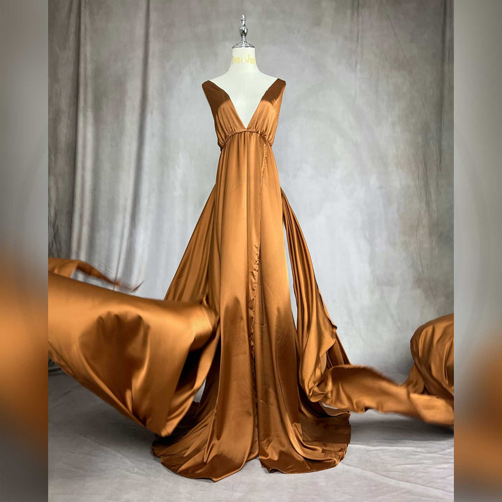 Nicola Gown