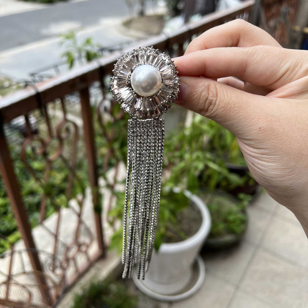 Four-Style Brooch Set