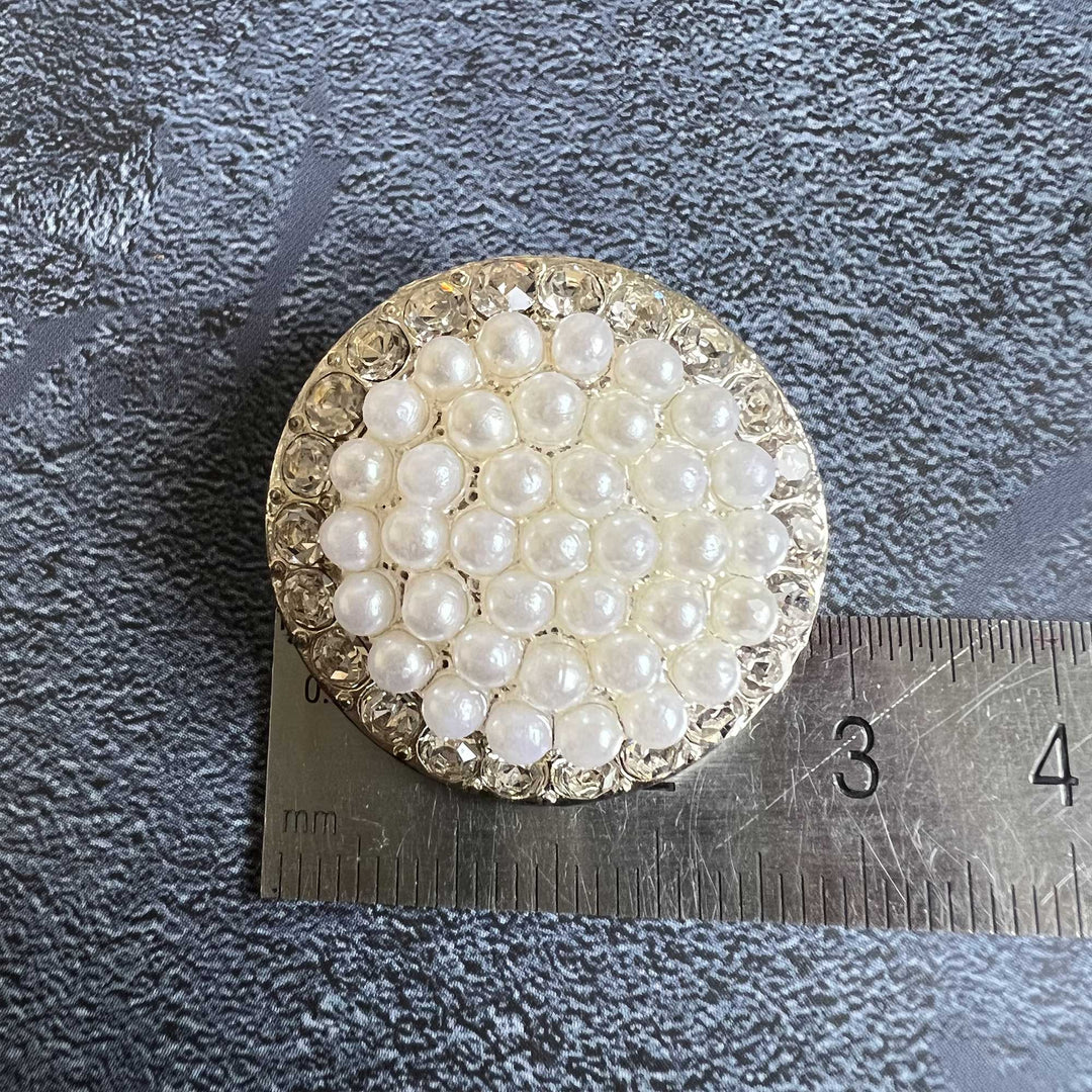 Small Pearl Round Buttons