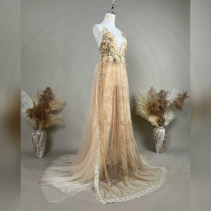 Pandia Gown