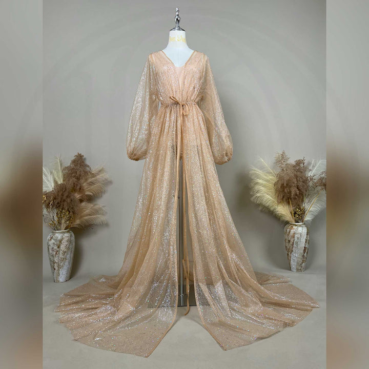 Metis Gown