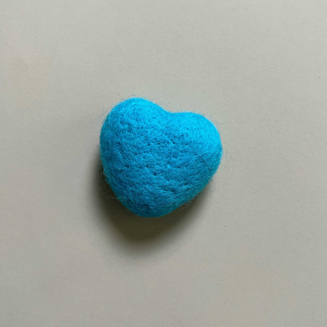 7pcs/lot Handmade Wool Felt Heart Shape Accessories